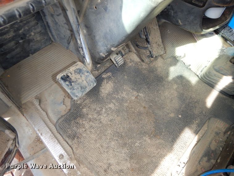 image for item DH4367 2002 Kenworth T800 dump truck