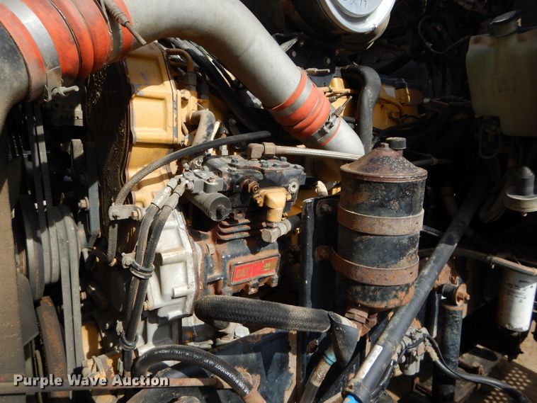 image for item DH4367 2002 Kenworth T800 dump truck