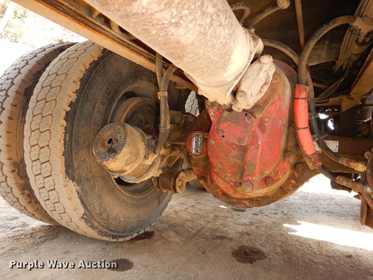 image for item DH4367 2002 Kenworth T800 dump truck