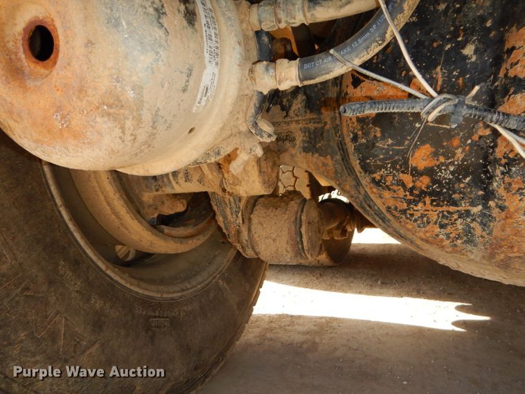 image for item DH4367 2002 Kenworth T800 dump truck