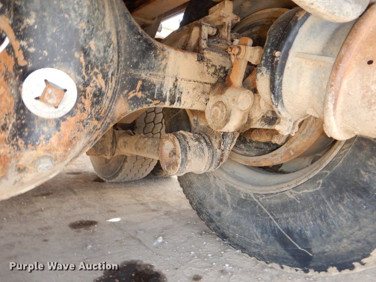 image for item DH4367 2002 Kenworth T800 dump truck