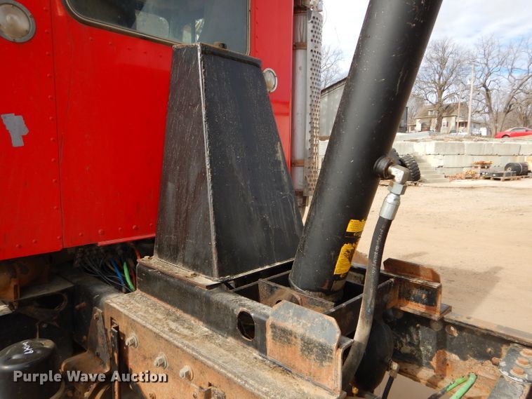 image for item DH4367 2002 Kenworth T800 dump truck