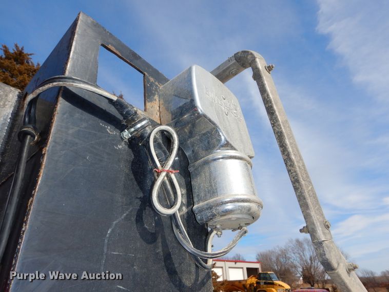 image for item DH4367 2002 Kenworth T800 dump truck