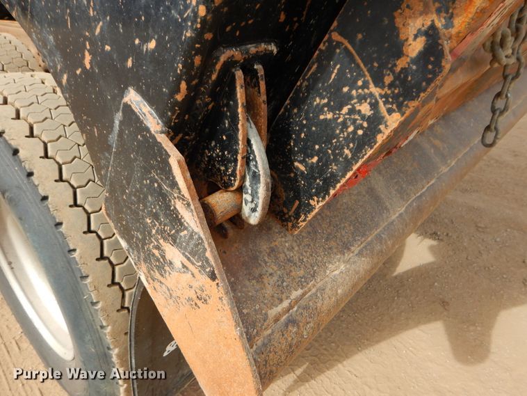 image for item DH4367 2002 Kenworth T800 dump truck