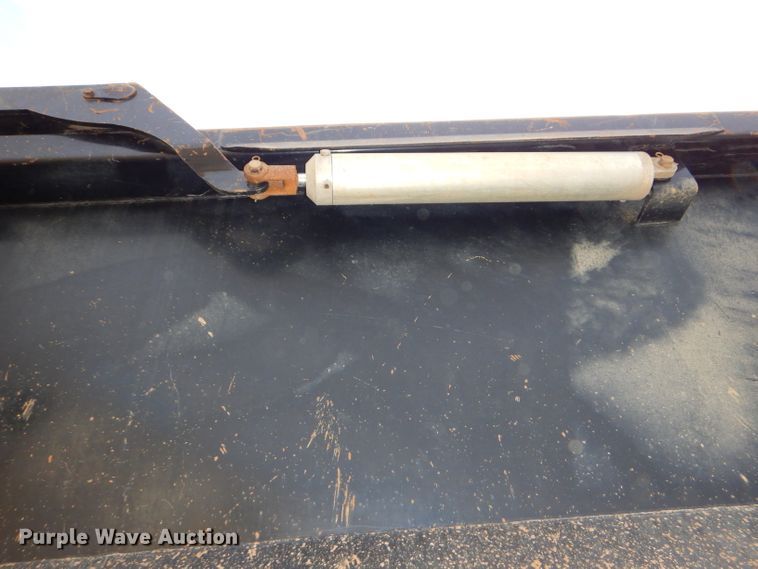 image for item DH4367 2002 Kenworth T800 dump truck