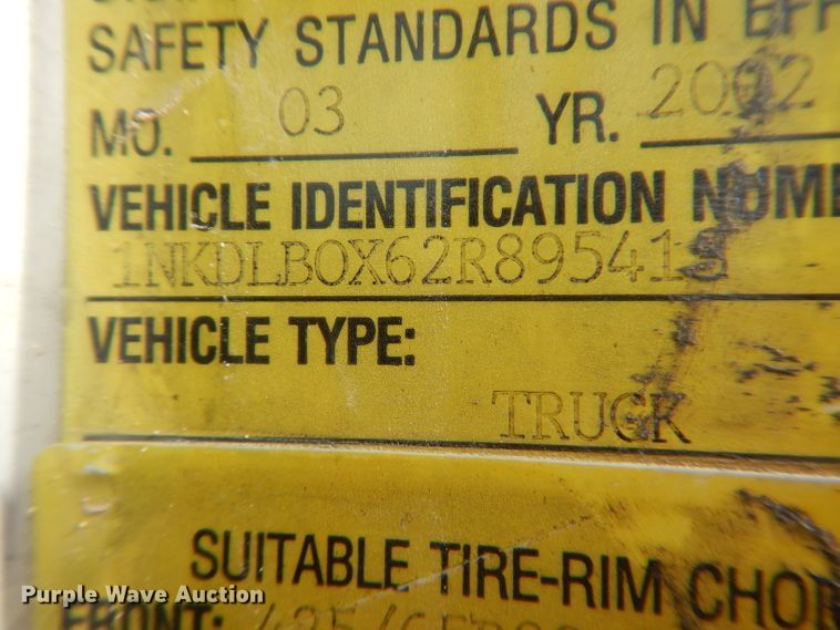 image for item DH4367 2002 Kenworth T800 dump truck