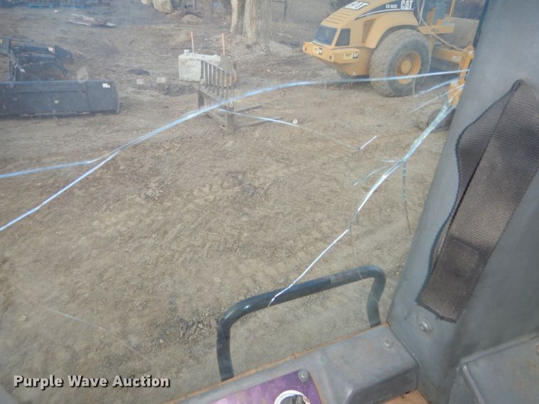 image for item DH4376 2005 Caterpillar 963C  crawler loader