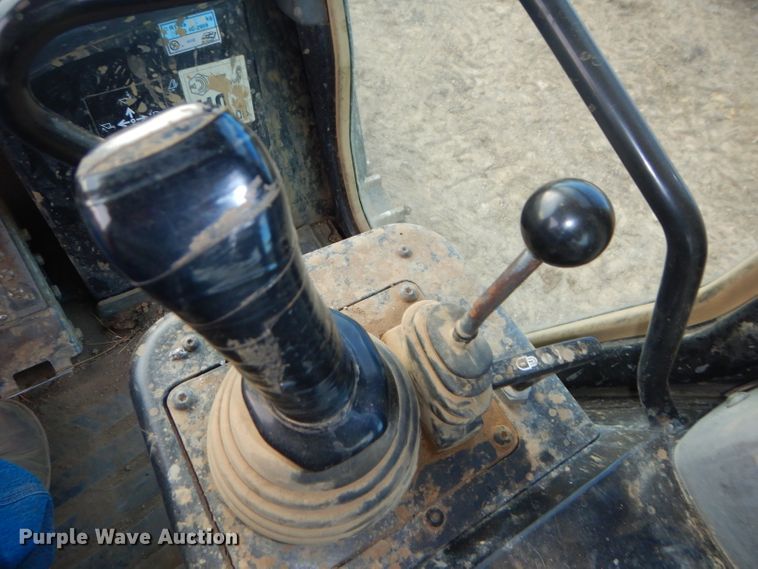 image for item DH4376 2005 Caterpillar 963C  crawler loader