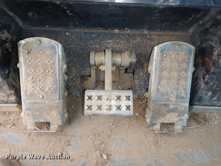 image for item DH4376 2005 Caterpillar 963C  crawler loader