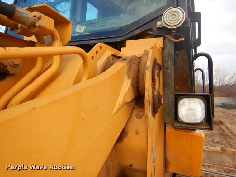 image for item DH4376 2005 Caterpillar 963C  crawler loader