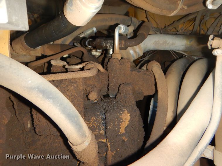 image for item DH4376 2005 Caterpillar 963C  crawler loader