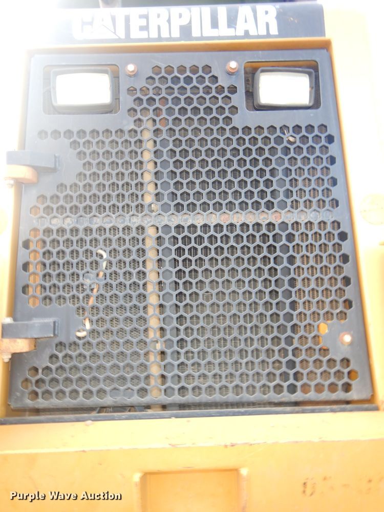 image for item DH4376 2005 Caterpillar 963C  crawler loader