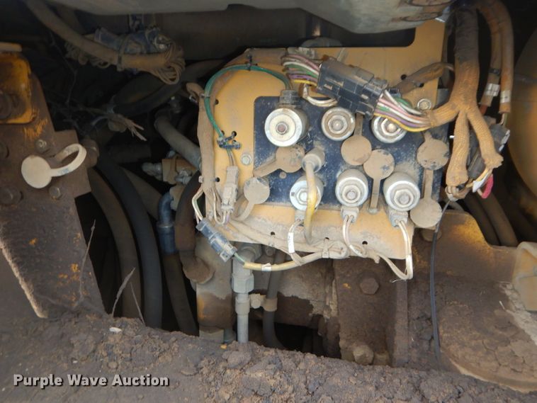 image for item DH4376 2005 Caterpillar 963C  crawler loader