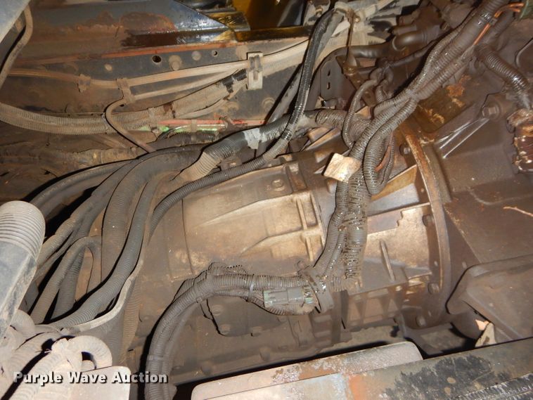 image for item DH4377 2007 Freightliner FC80 street sweeper truck