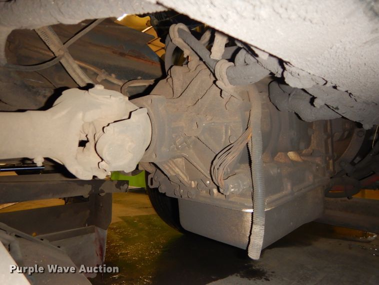 image for item DH4377 2007 Freightliner FC80 street sweeper truck