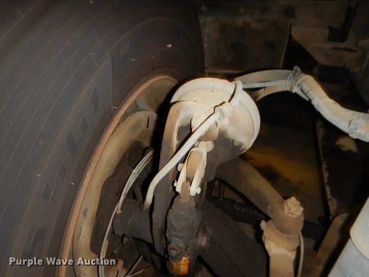 image for item DH4377 2007 Freightliner FC80 street sweeper truck