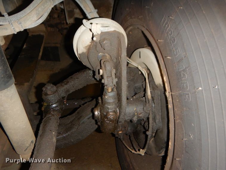 image for item DH4377 2007 Freightliner FC80 street sweeper truck