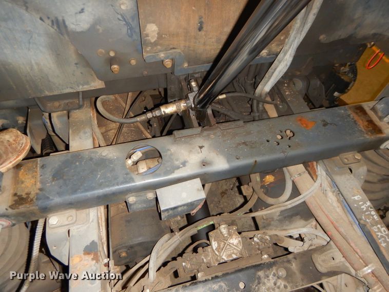 image for item DH4377 2007 Freightliner FC80 street sweeper truck