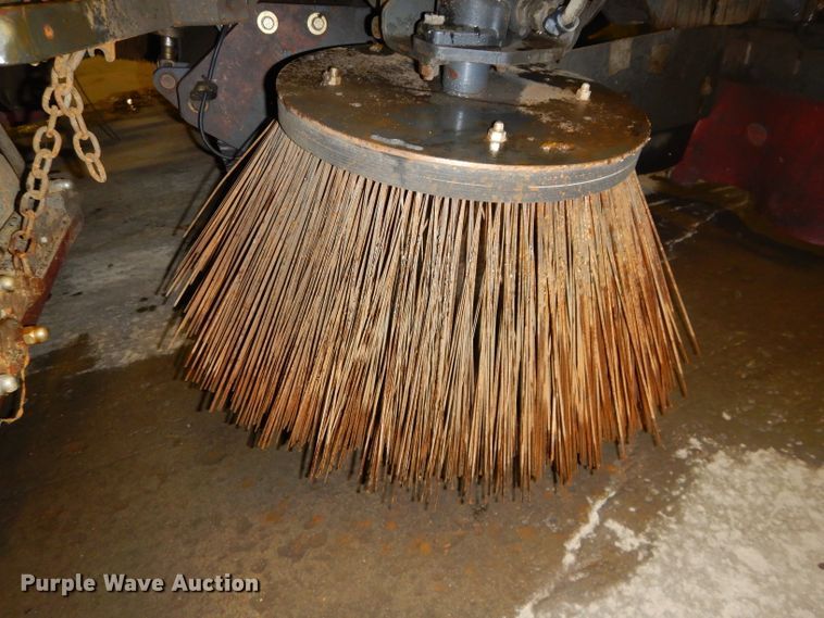 image for item DH4377 2007 Freightliner FC80 street sweeper truck