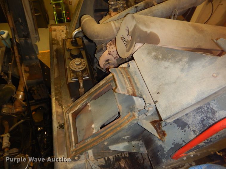 image for item DH4377 2007 Freightliner FC80 street sweeper truck