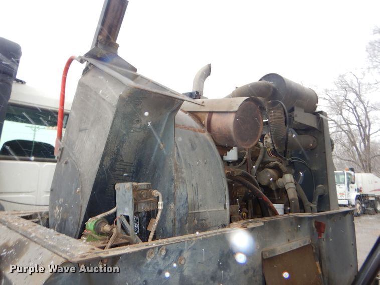 image for item DH4377 2007 Freightliner FC80 street sweeper truck