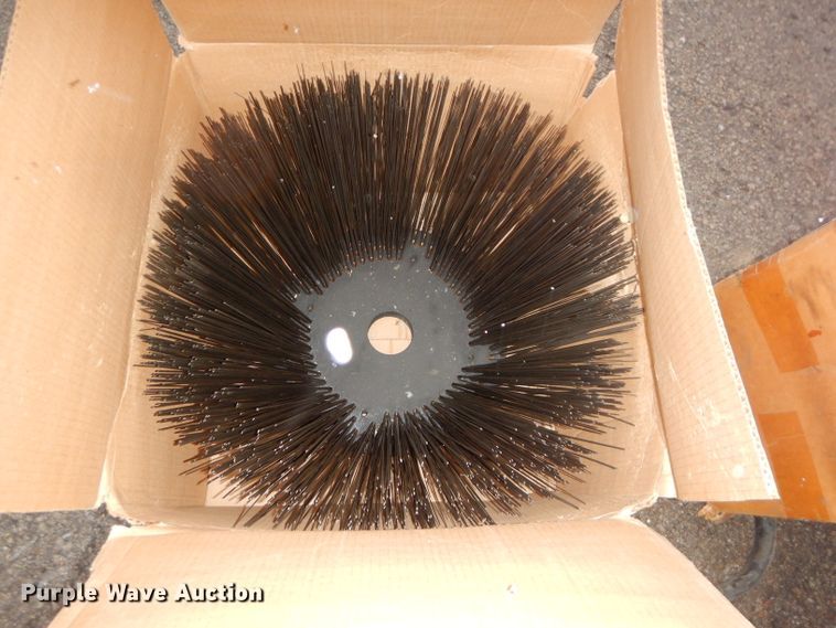 image for item DH4377 2007 Freightliner FC80 street sweeper truck