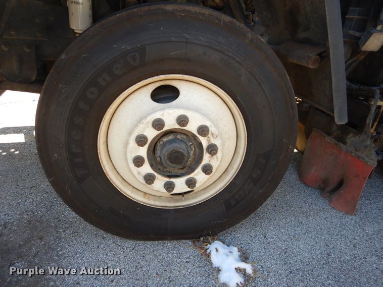 image for item DH4377 2007 Freightliner FC80 street sweeper truck