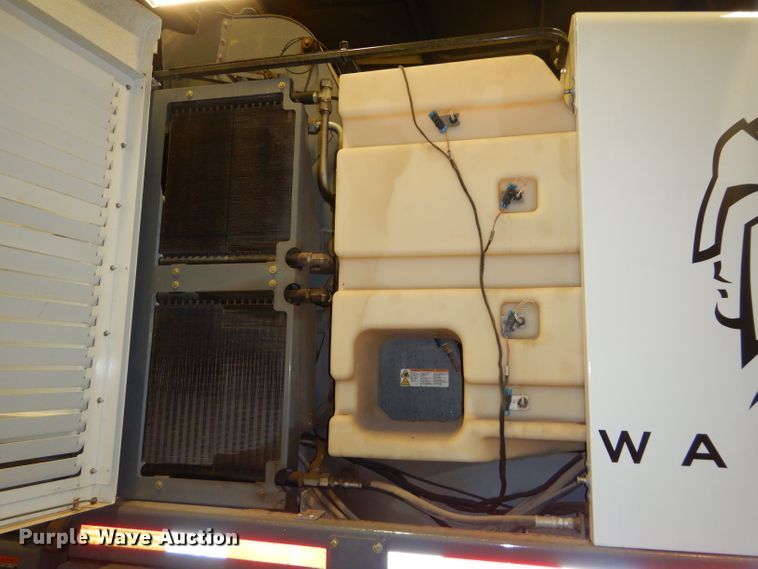 image for item DH4379 2004 GMC T7500 street sweeper truck