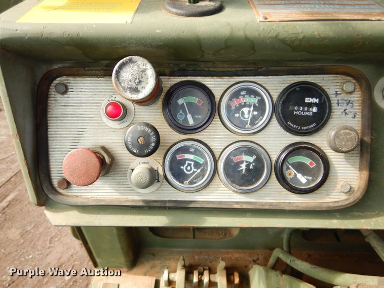 image for item DH4381 1984 Caterpillar 621B conventional scraper