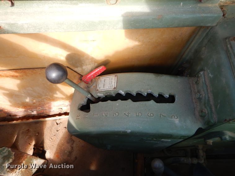 image for item DH4381 1984 Caterpillar 621B conventional scraper