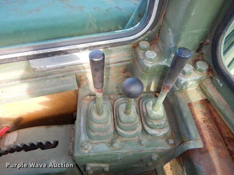 image for item DH4381 1984 Caterpillar 621B conventional scraper