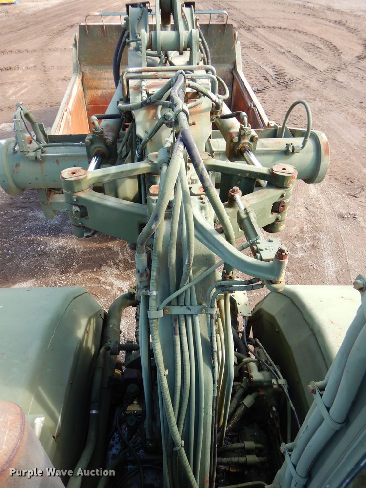 image for item DH4381 1984 Caterpillar 621B conventional scraper