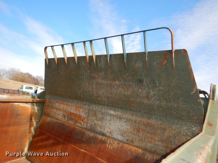 image for item DH4381 1984 Caterpillar 621B conventional scraper