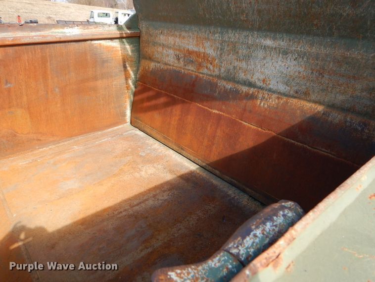 image for item DH4381 1984 Caterpillar 621B conventional scraper