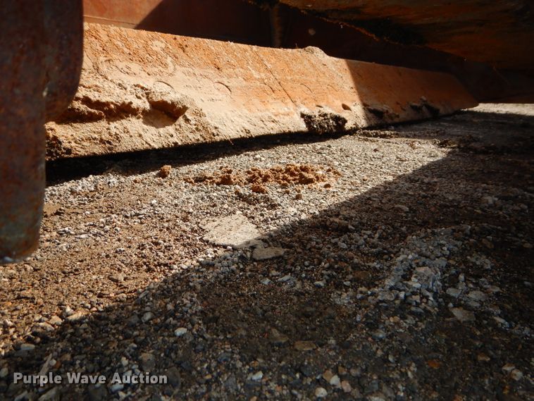 image for item DH4381 1984 Caterpillar 621B conventional scraper