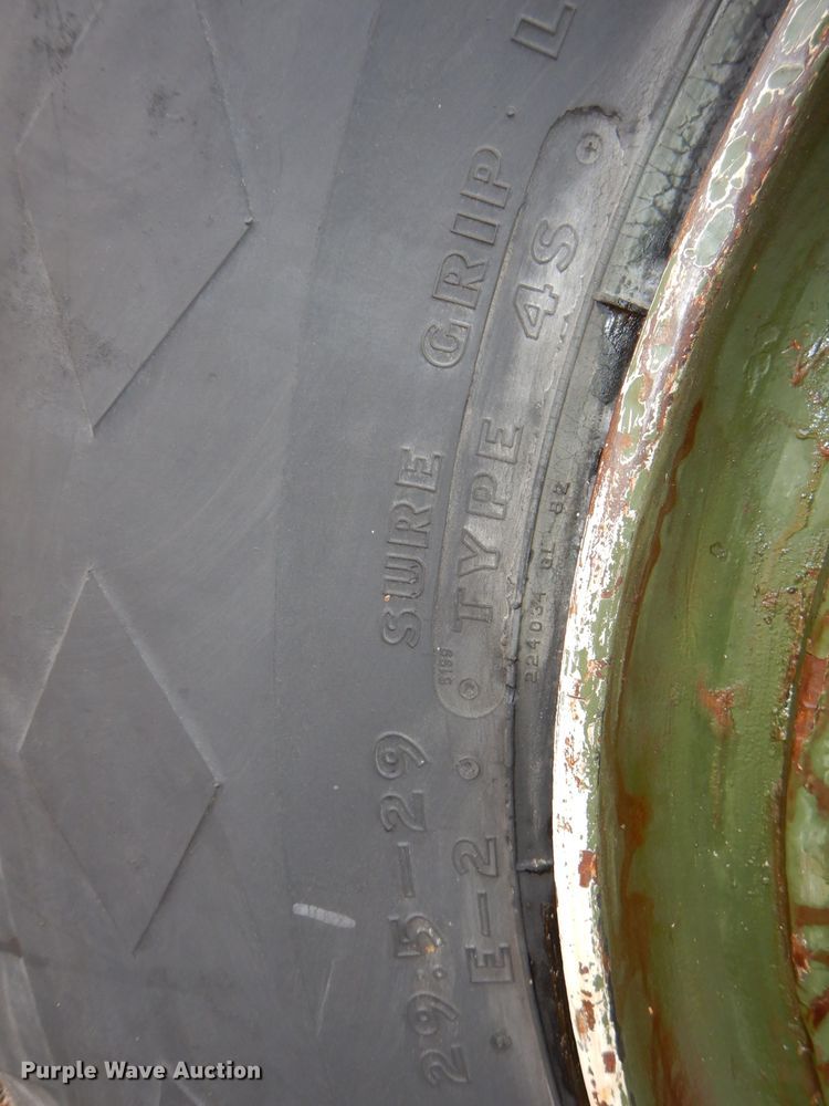 image for item DH4381 1984 Caterpillar 621B conventional scraper