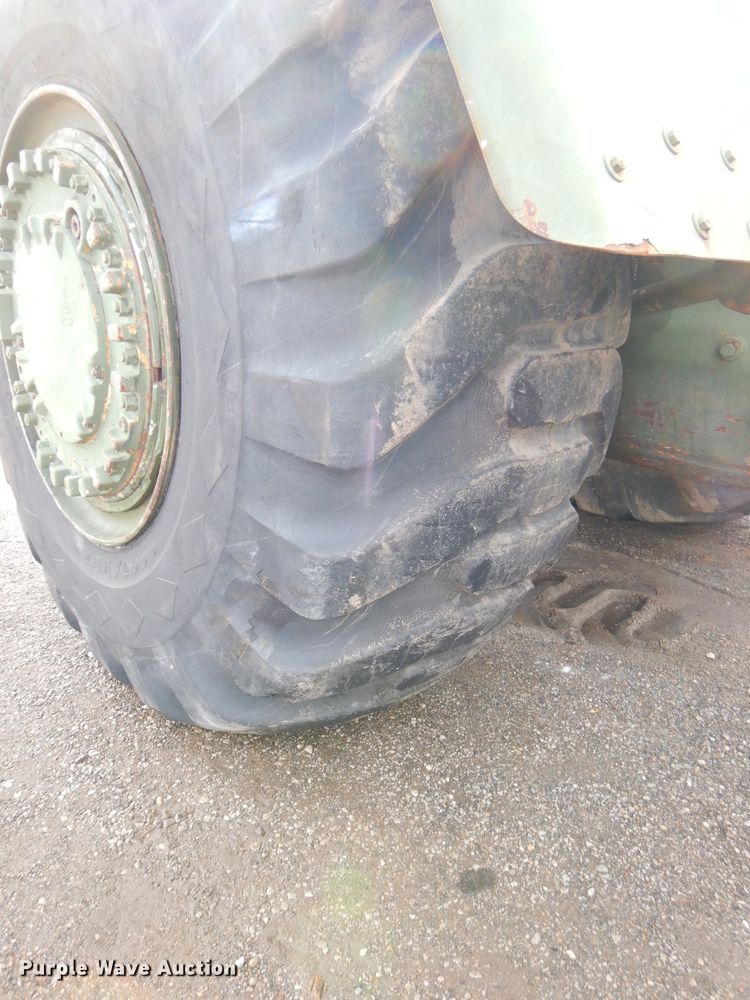 image for item DH4381 1984 Caterpillar 621B conventional scraper