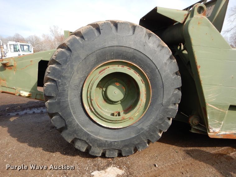 image for item DH4381 1984 Caterpillar 621B conventional scraper