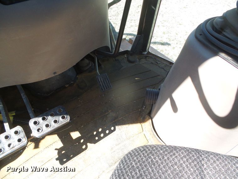 image for item DH4811 2002 Case 580 Super M backhoe