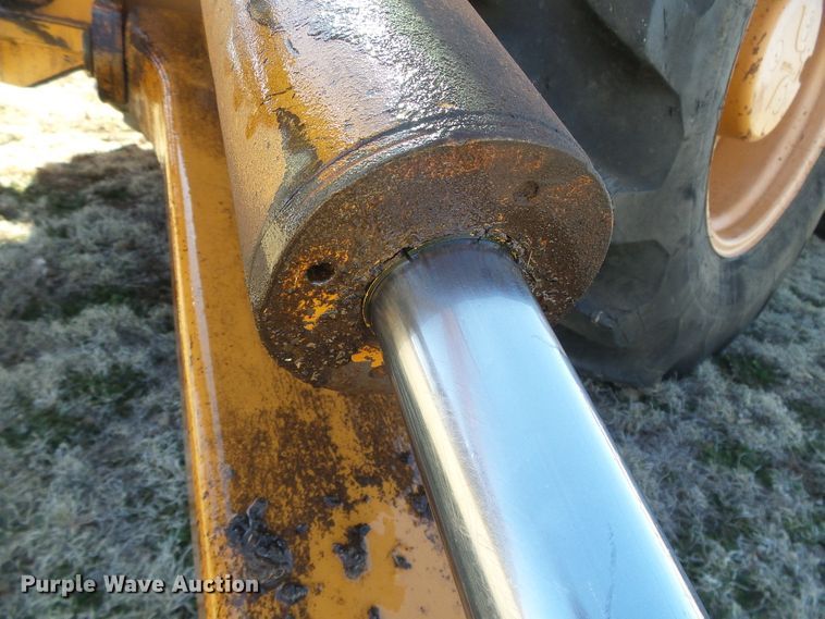 image for item DH4811 2002 Case 580 Super M backhoe