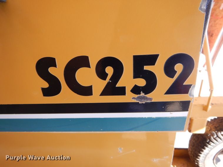 image for item DH6372 2003 Vermeer SC252 stump grinder