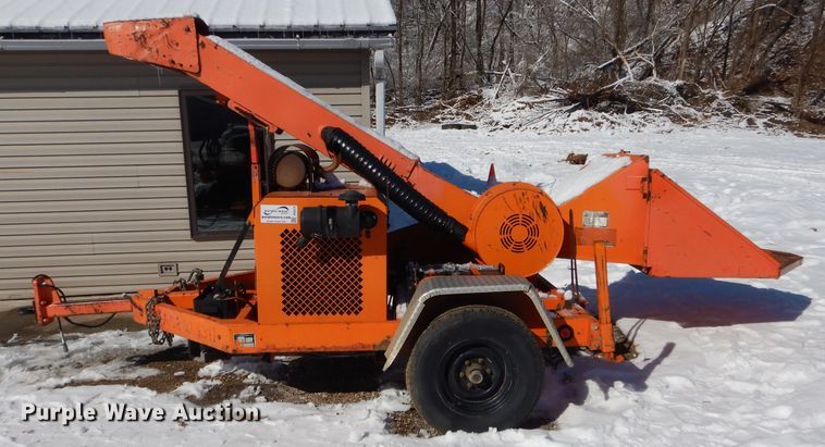 image for item DH6374 2010 Altec WC126A wood chipper