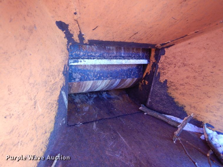 image for item DH6374 2010 Altec WC126A wood chipper