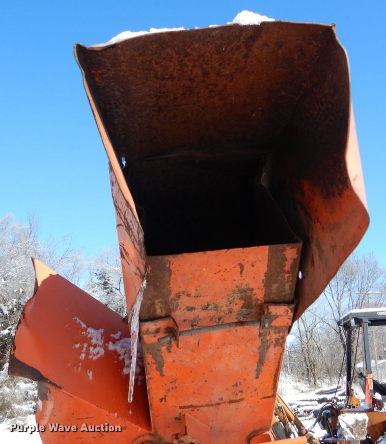 image for item DH6374 2010 Altec WC126A wood chipper