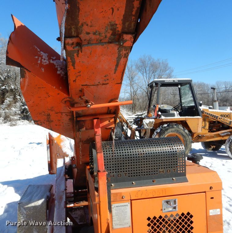 image for item DH6374 2010 Altec WC126A wood chipper