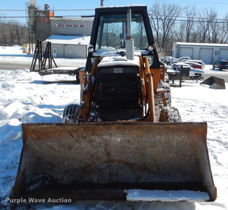 image for item DH6375 1980 Case 480C backhoe