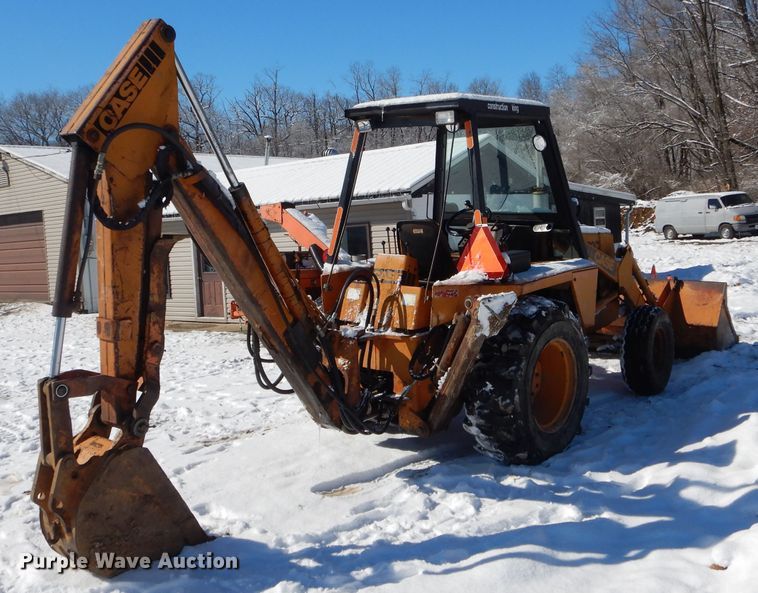 image for item DH6375 1980 Case 480C backhoe