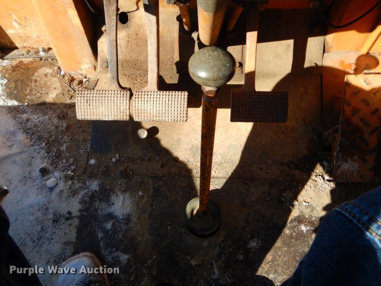 image for item DH6375 1980 Case 480C backhoe