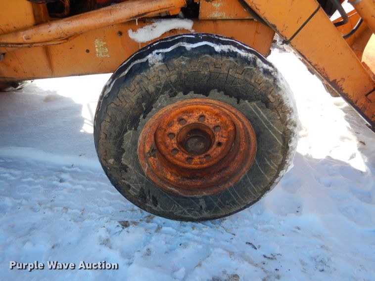 image for item DH6375 1980 Case 480C backhoe