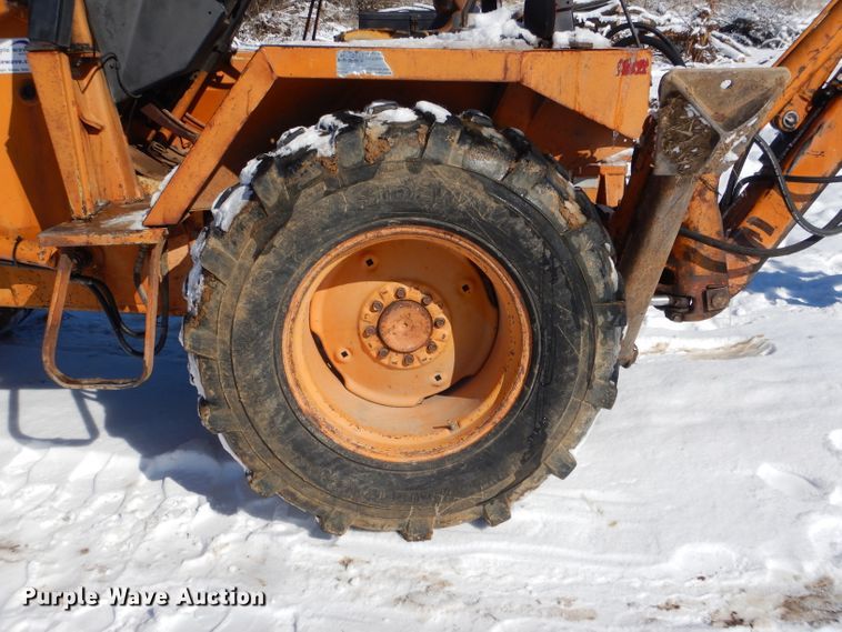 image for item DH6375 1980 Case 480C backhoe